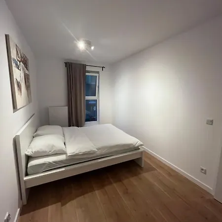 Komfortowe Z Garażem Na Milionowej