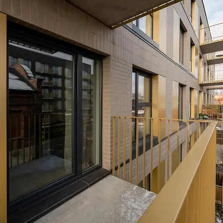 Komfortowe Z Garazem Na Milionowej 아파트 우치