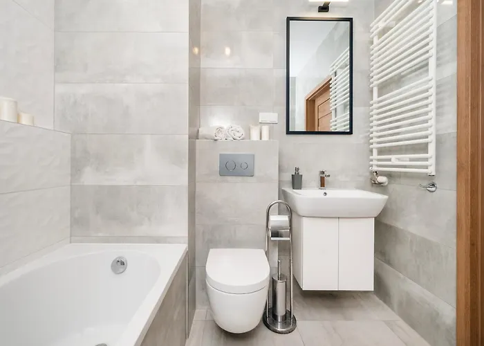 Komfortowe Z Garazem Na Milionowej * Łódź