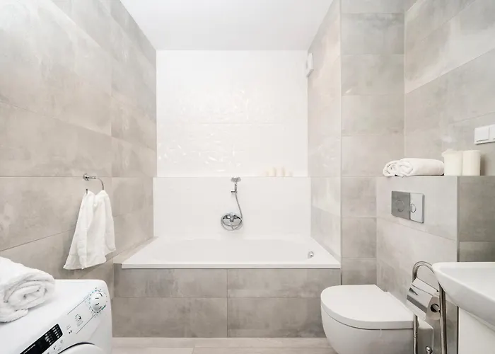 Komfortowe Z Garazem Na Milionowej Lejlighed Łódź